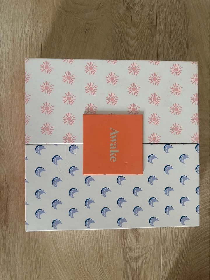 Awake Beauty Glow Smoothie Skincare Gift Set - photo 2