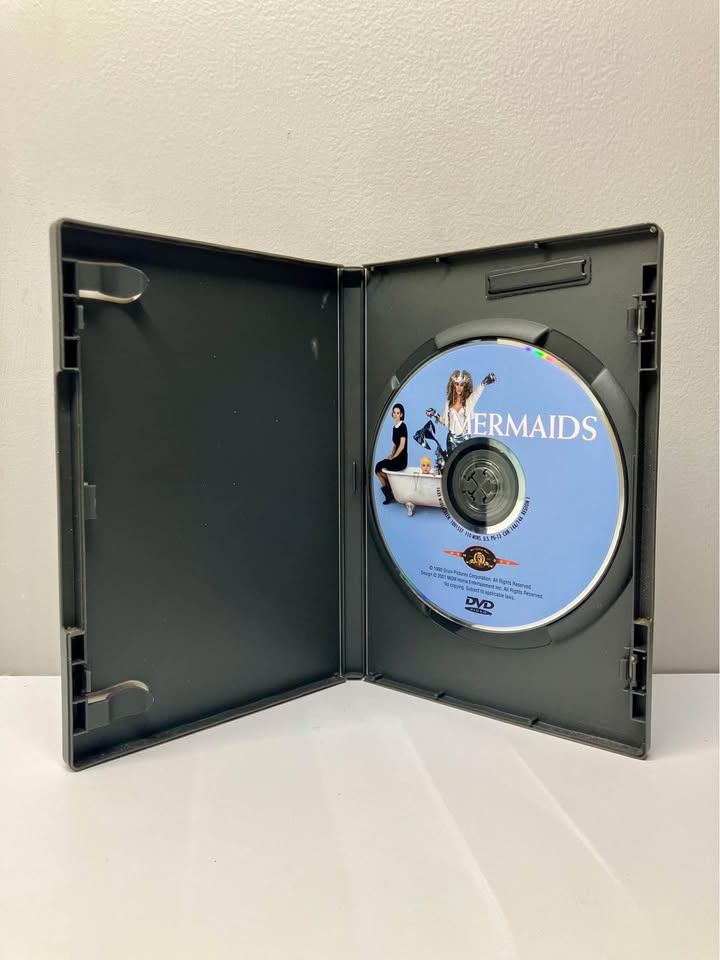 Mermaids Widescreen DVD Starring Cher - Excellent Cond. - photo 3