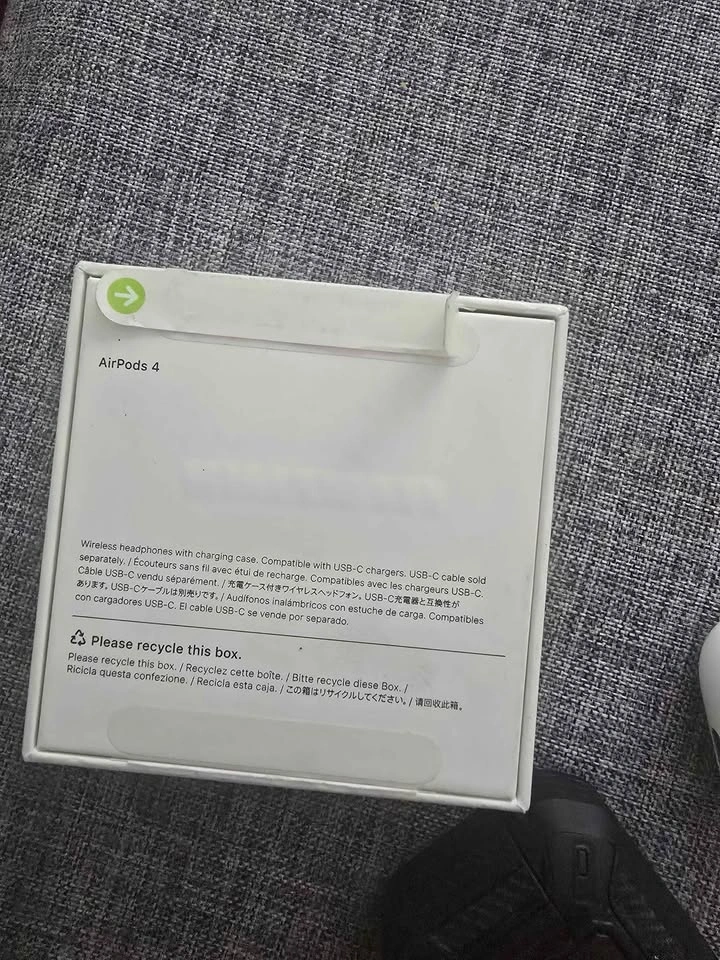 Apple AirPods 4 with Original Box and Protective Case - photo 2
