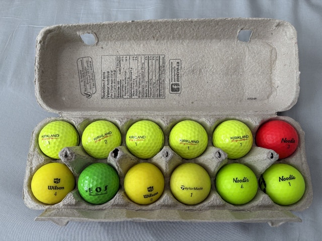 12 Neon Golf Balls