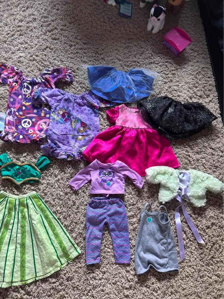 Journey Girl Doll with Clothes and Accessories - photo 3
