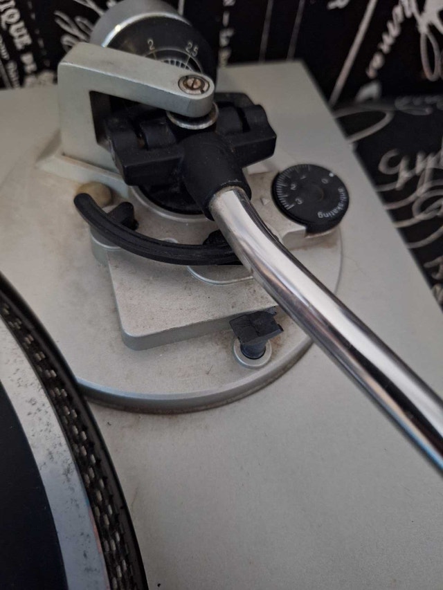 Technics SL-D202 Direct Drive Turntable For Parts Or Repair - photo 4