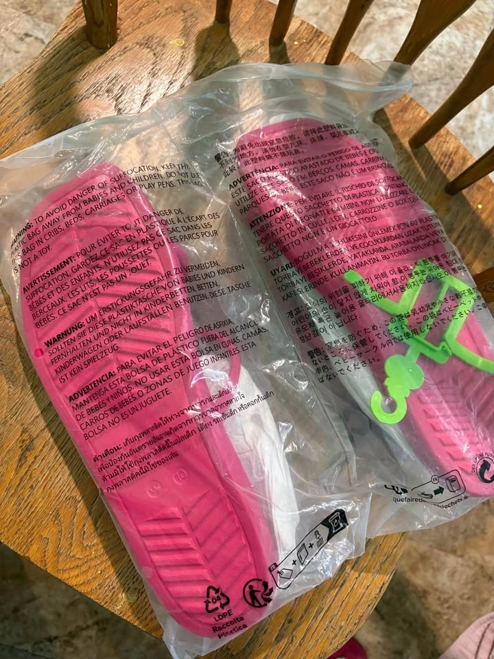 Crocs Miami toe loop sandal - photo 2