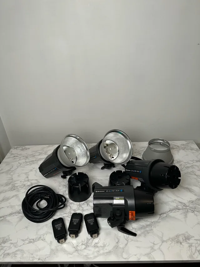 Elinchrome D-Lite RX 4 - Photo Strobe Light + Trigger thumbnail