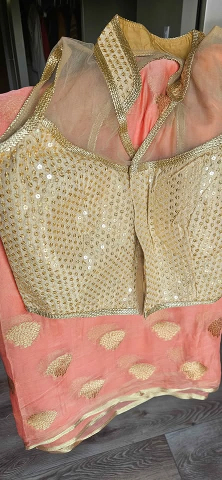 Peach and Gold Sequin Saree Set - photo 4