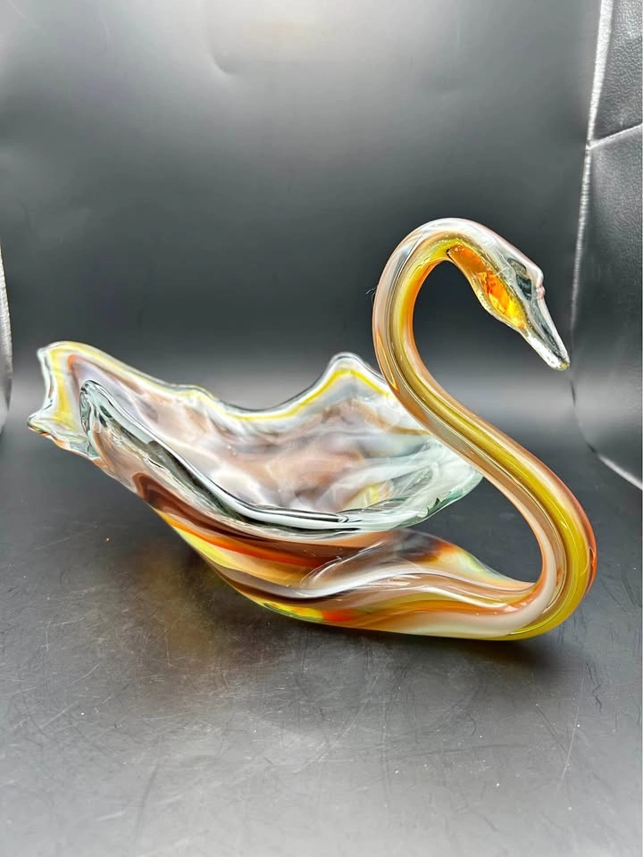 MCM Sooner Swirl Glass Swan