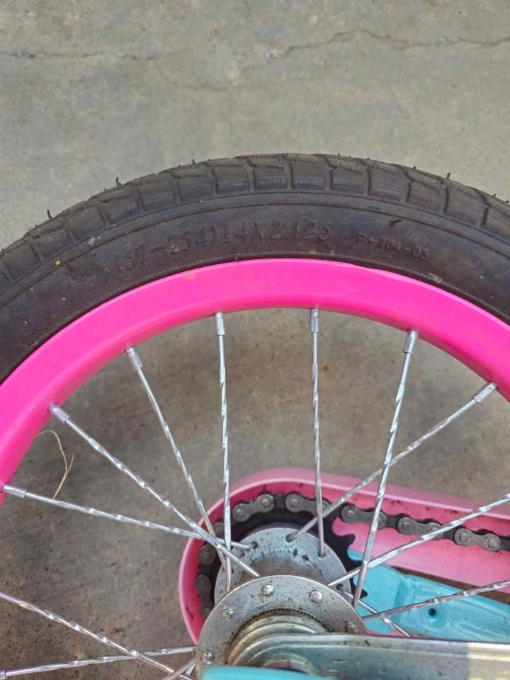 Kids 14 inch bike - photo 3