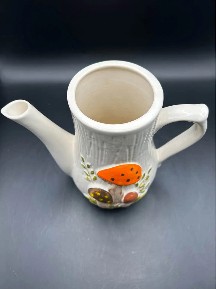 Merry Mushroom Teapot w/o Lid—Laurentian - photo 5