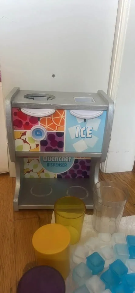 Melissa and Doug Thirst Quencher Drink Dispenser image indicator(3)
