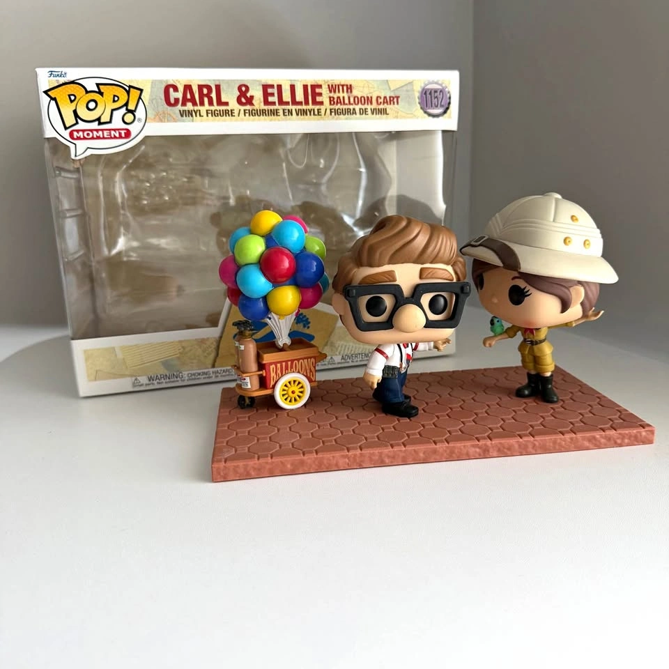 Funko Pop! Moments: Disney - Up - Carl & Ellie Balloon Cart