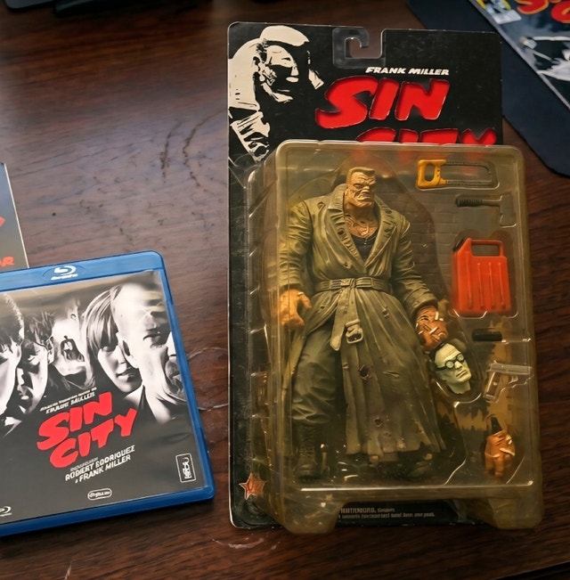 McFarlane Sin City Marv 1999 Sealed - photo 5