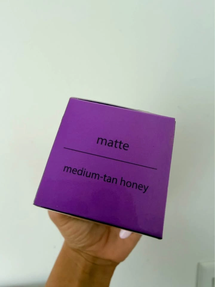 NEW – Tarte Shape Tape Matte Foundation (Medium-Tan Honey) - photo 2