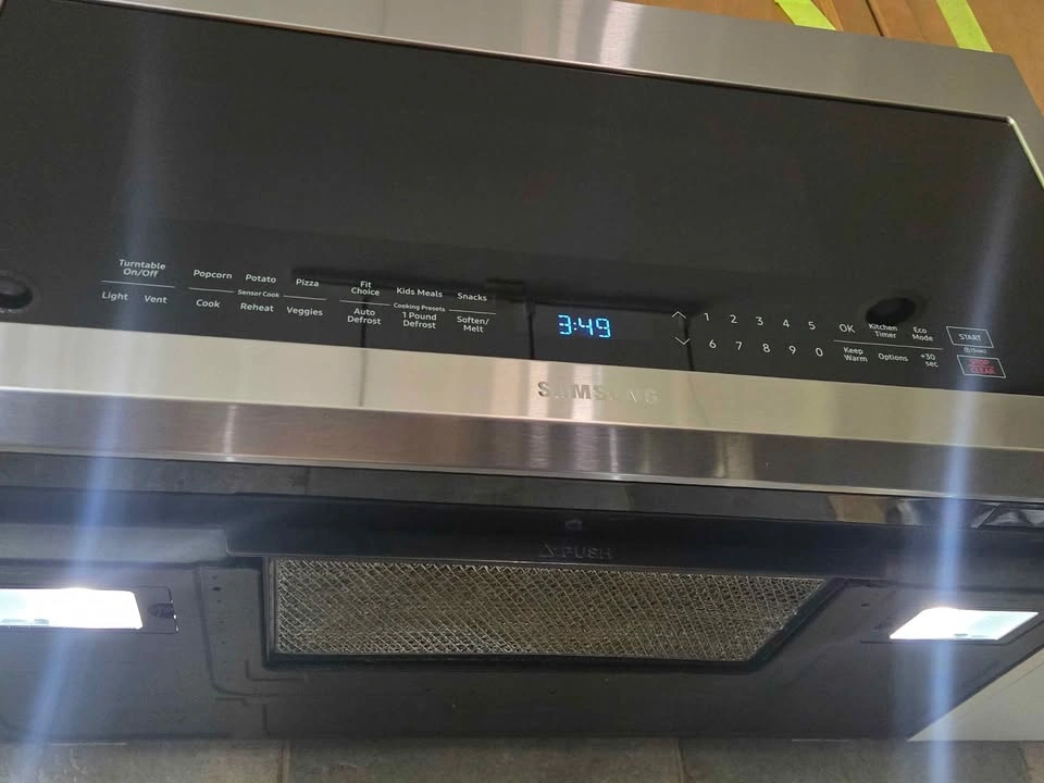 Samsung 2.1 cu. ft. Over-the-Range Microwave (Stainless Steel) - photo 3