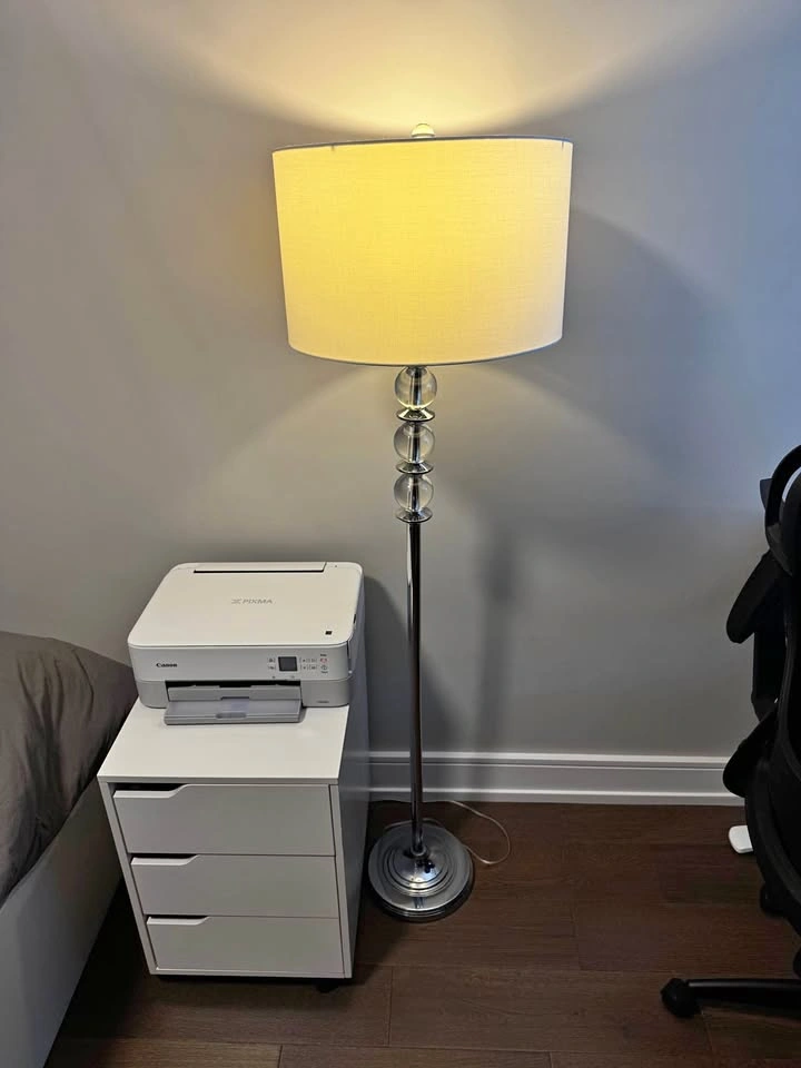 Office/ bedroom lamp