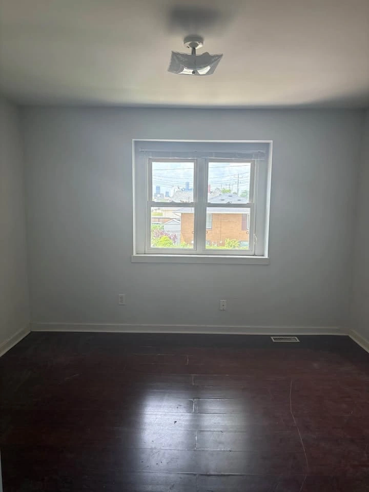 BRAND NEW 2-BEDROOM UPPER UNIT FOR RENT – 399 Joffre Pl - photo 3