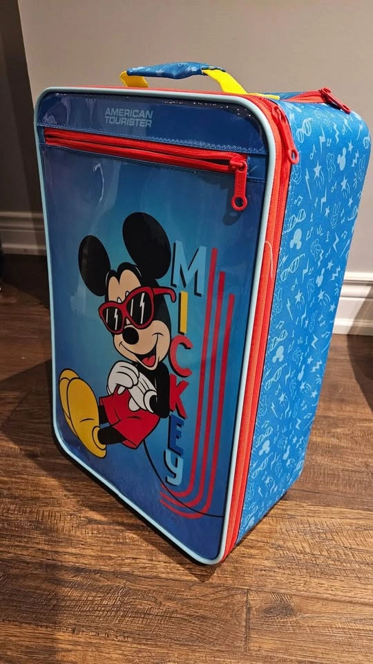 Disney Mickey American Tourister Luggage - Like New - photo 2