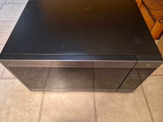 Microwave - photo 3