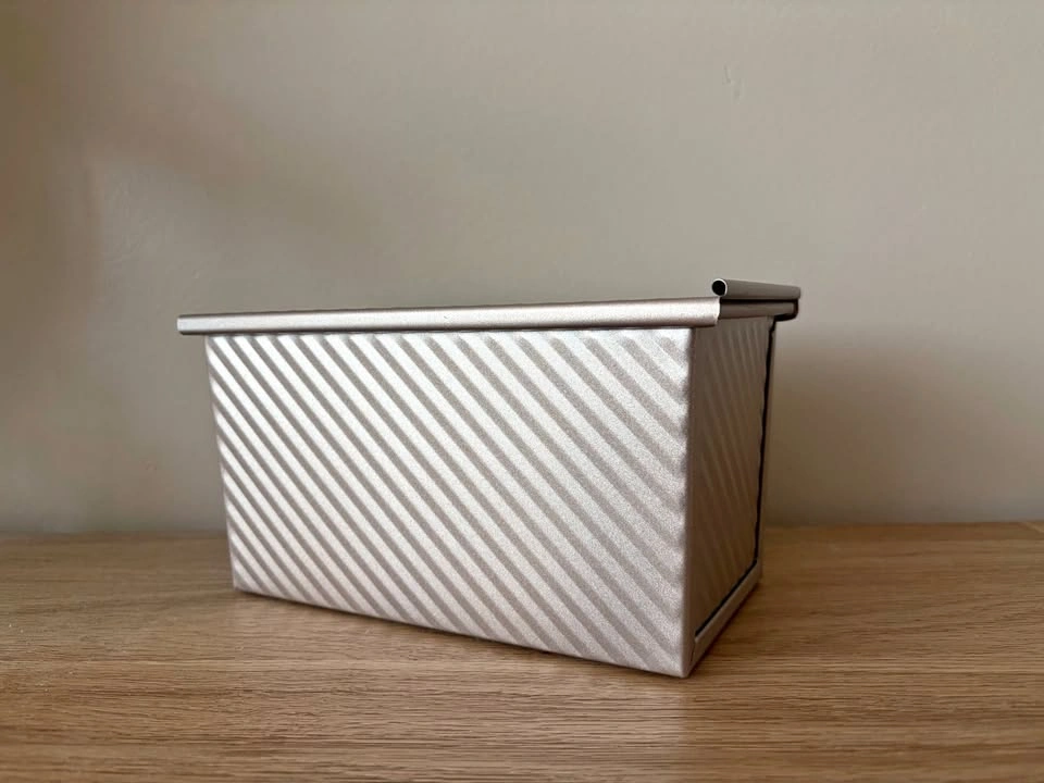 Pullman bread loaf pan