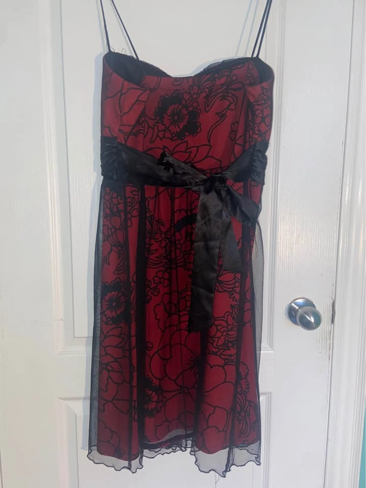 JESSICA Red and Black Alternative Cocktail Floral Dress - photo 2