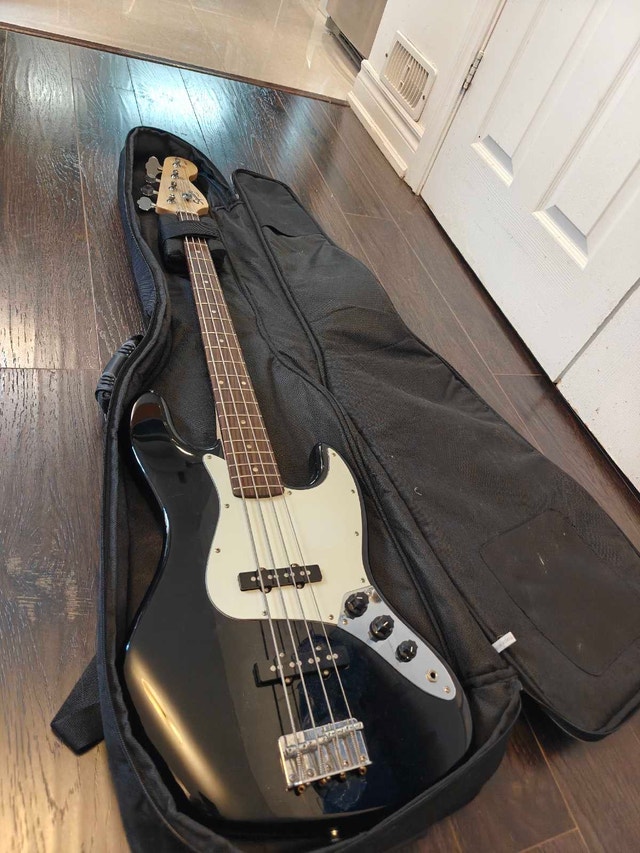 Squier Affinity Series Jazz Bass - photo 2