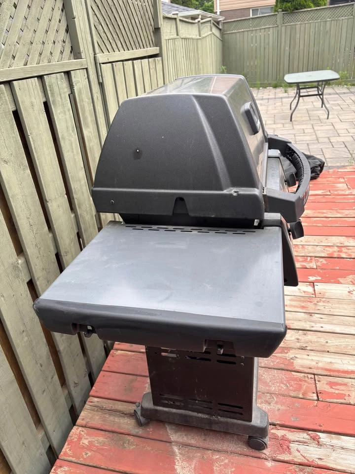 Broilmate 3-Burner Propane Gas Grill - photo 3