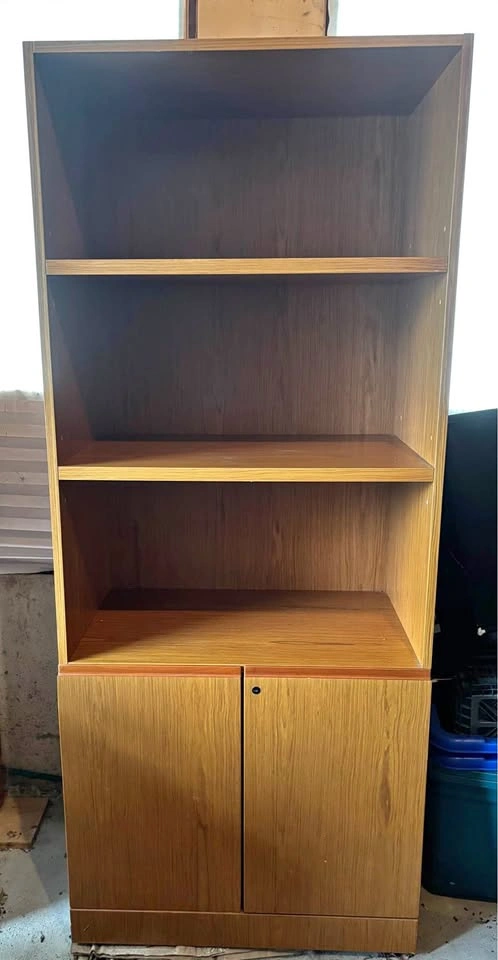 Knoll/Reff Wood Veneer Bookcase with Cabinet