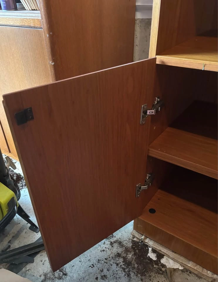 Knoll/Reff Wood Veneer Bookcase with Cabinet - photo 2