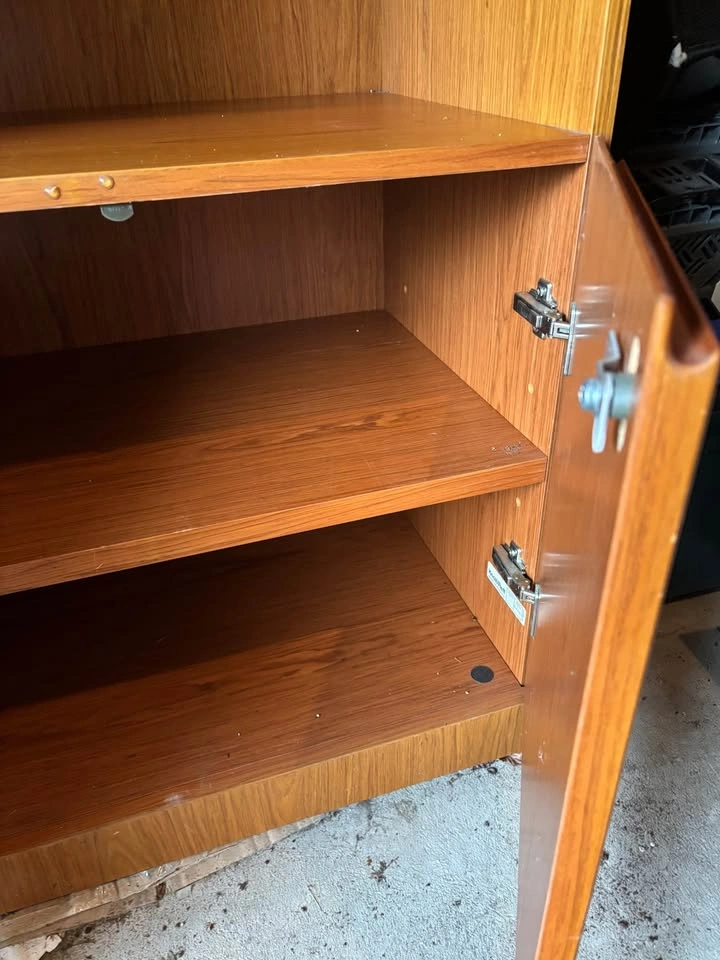 Knoll/Reff Wood Veneer Bookcase with Cabinet - photo 3