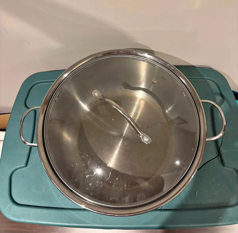 18/10 Stainless Steel Stock Pot with Glass Lid