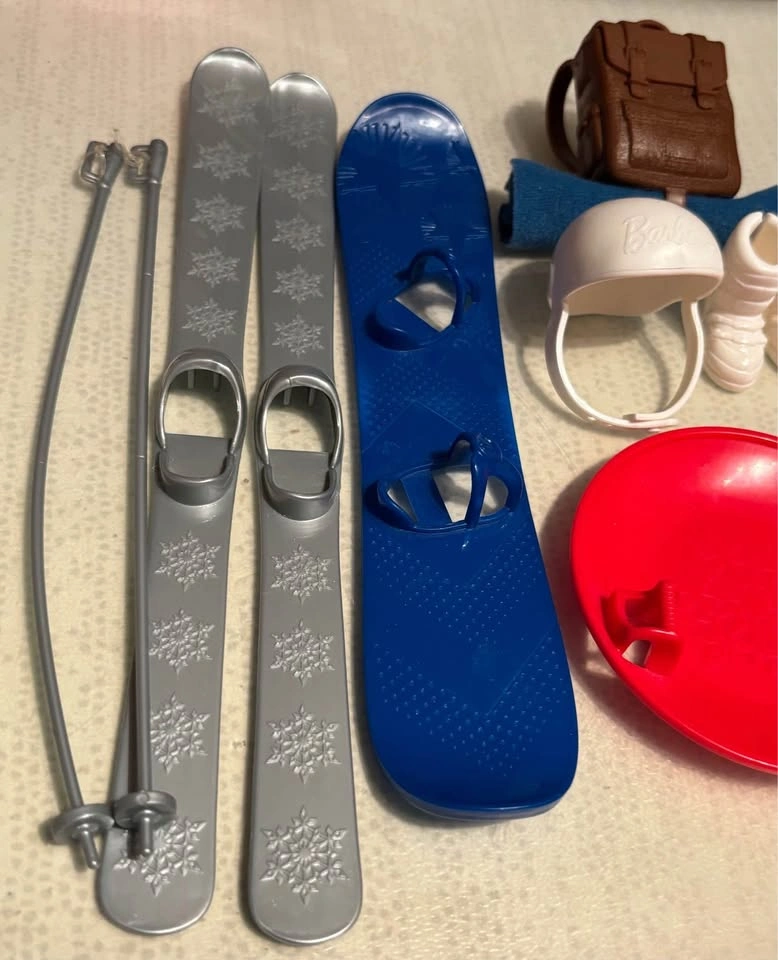 Barbie Winter Sports Accessories Lot - photo 2