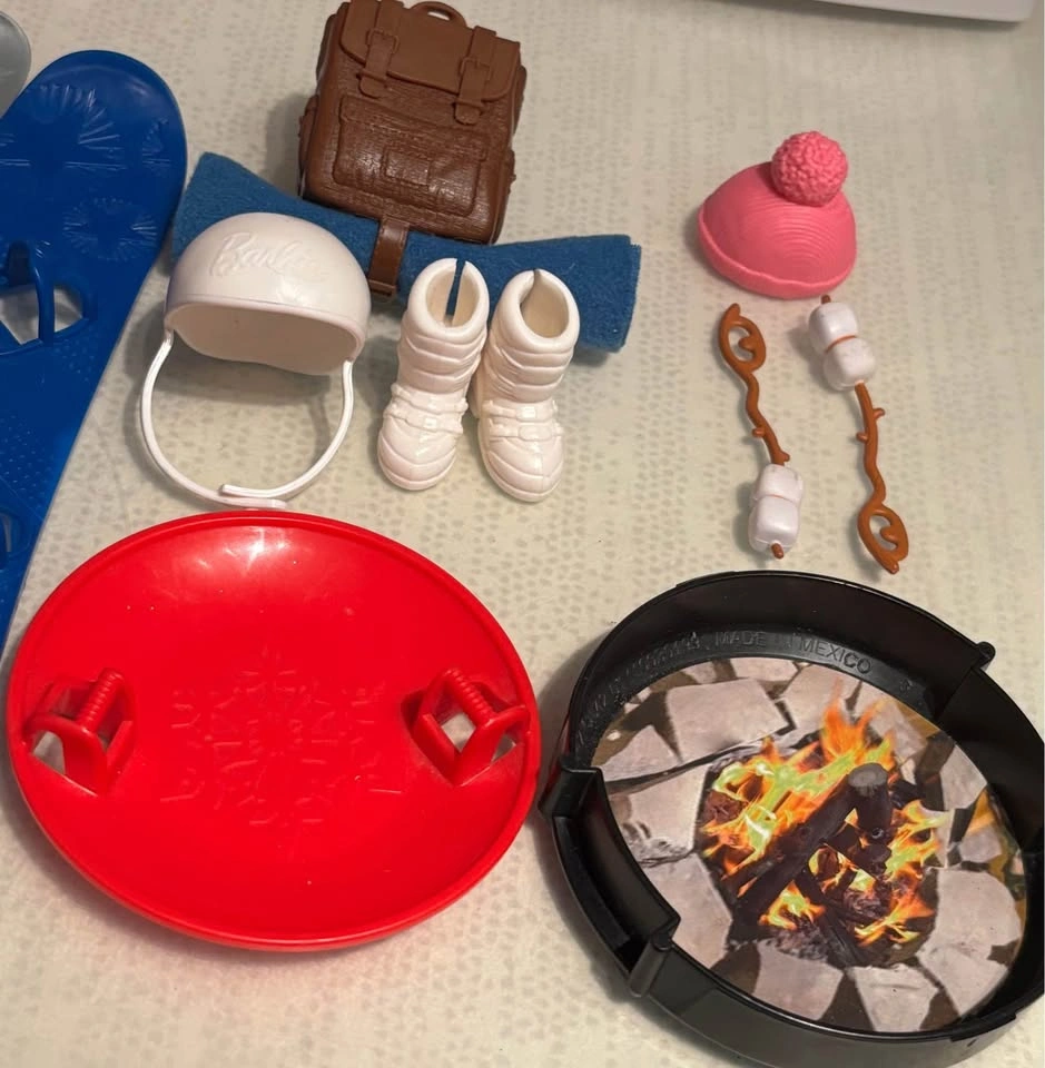 Barbie Winter Sports Accessories Lot - photo 3