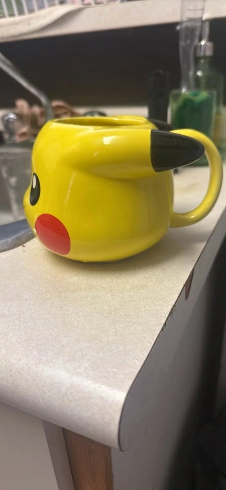 Officially Licensed Pikachu Mug - photo 2