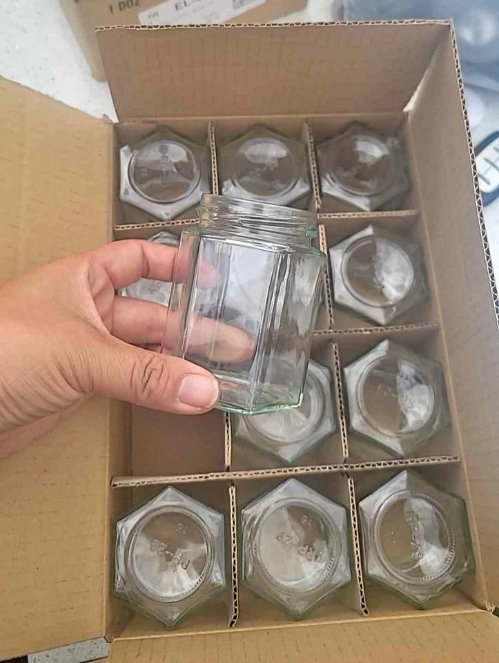 12-Pack Hexagonal Glass Jars 6oz 190ml