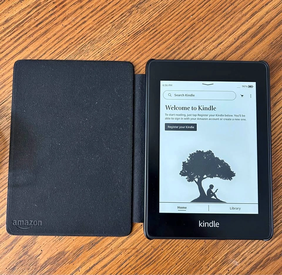 Amazon Kindle Paperwhite 10th Gen with Case and Charger