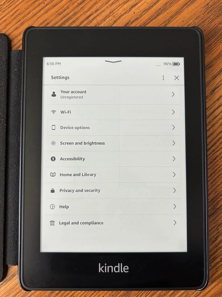 Amazon Kindle Paperwhite 10th Gen with Case and Charger - photo 3