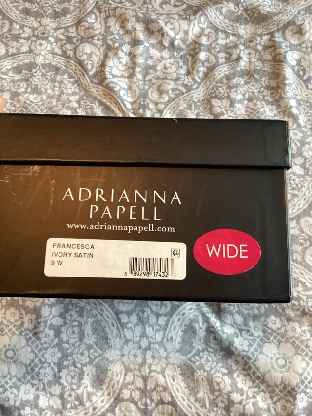 Adrianna Papell Francesca Ivory Satin Heels - photo 4
