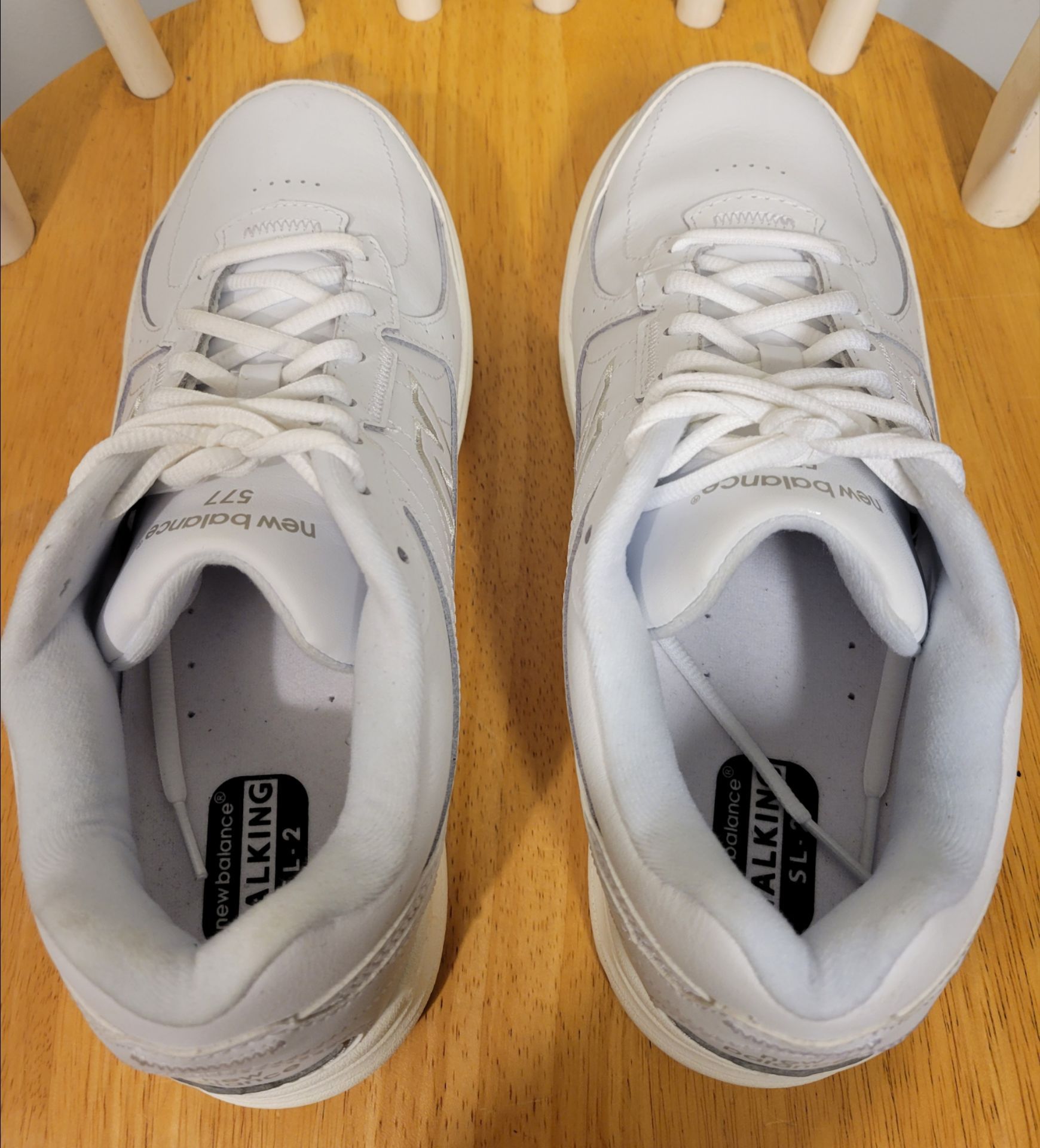 New Balance 577V1 Mens White Walking Shoes Size 8.5 D - photo 4