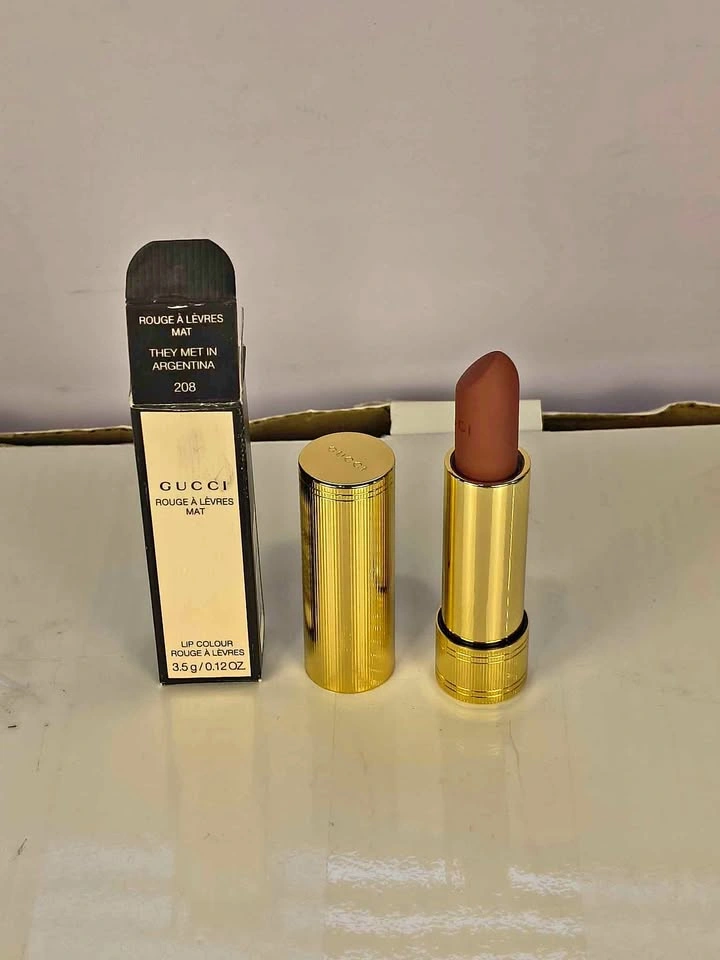 Gucci Rouge à Lèvres Mat Lipstick in Shade 208
