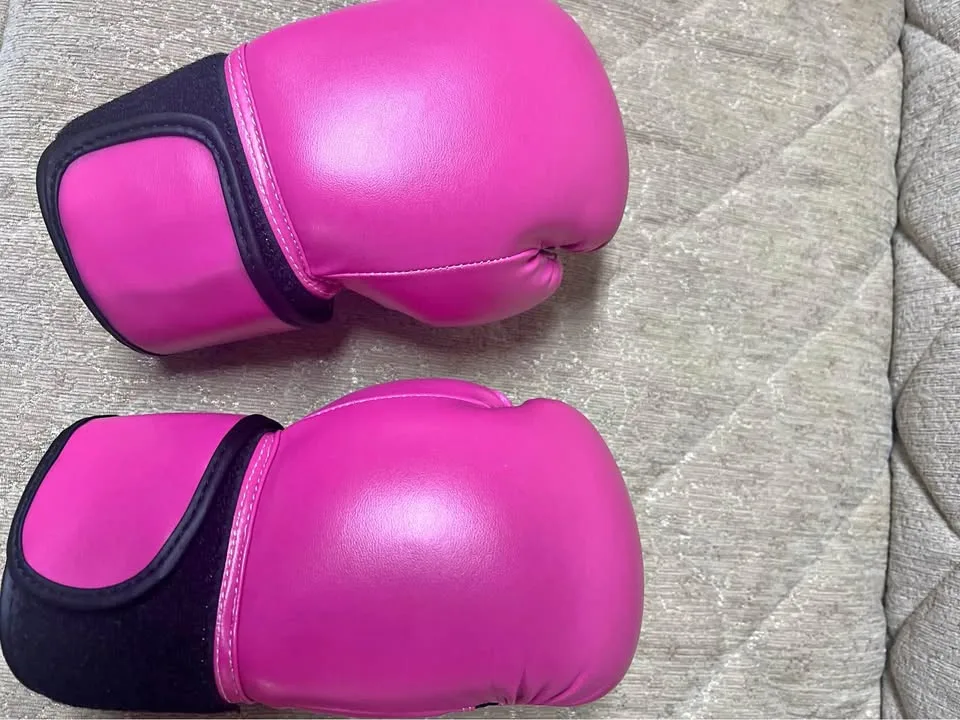 Girls boxing gloves