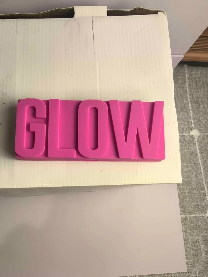GLAMGLOW Glowpowder Hyaluronic Acid Glow Highlighter Palette - photo 2