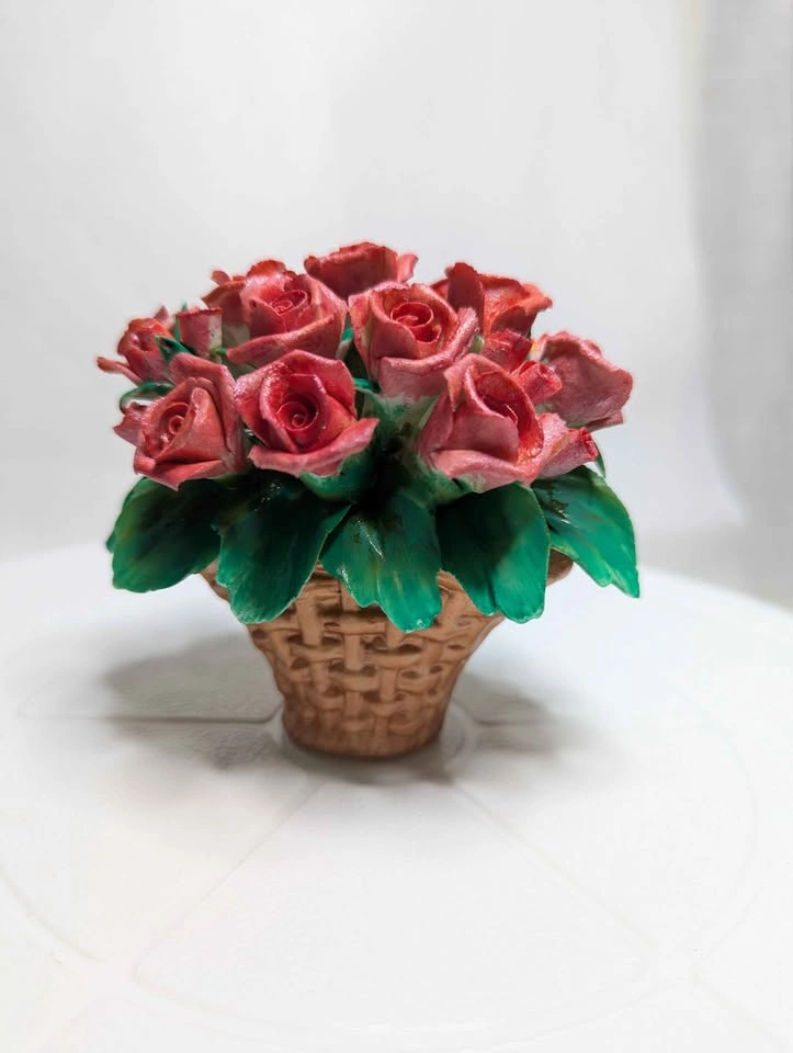 Vintage Ceramic Red Rose Basket Figurine 009 of 177 Italy - photo 4
