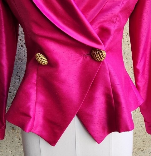 Vintage 80s Hot Barbie Pink Silk Blazer with Gold Buttons M - photo 5