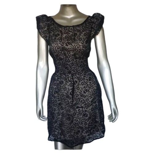 Ultra Pink Black Lace Dress Nude Colour Underlay M