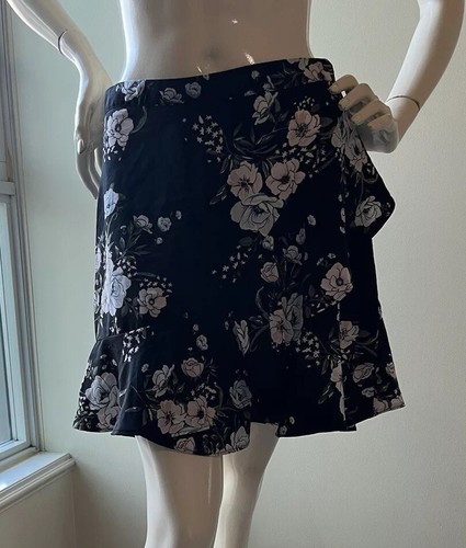 Streetwear Society Black and Light Pink Floral Print Skirt Ruffl - photo 4