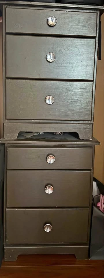 Set of 2 Dark Brown Nightstands – 3 Drawers Each