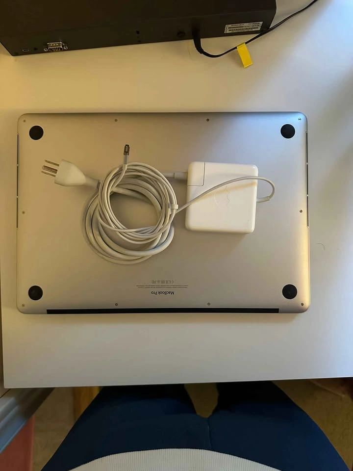 Apple MacBook Pro 15" Retina (2015) i7 16GB RAM 512GB SSD - photo 5