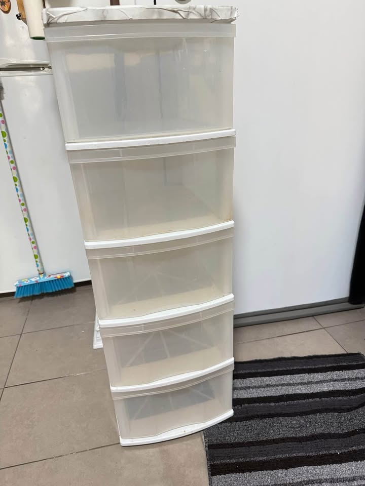 5 drawers - photo 2