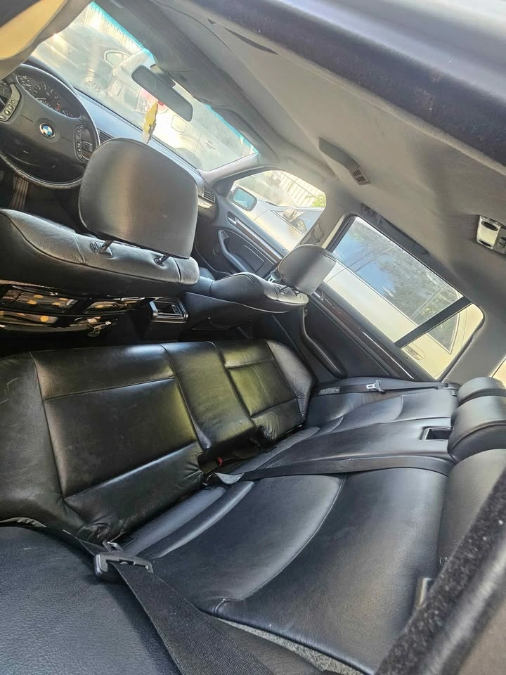 99-05 325xi wagon interior partout - photo 3