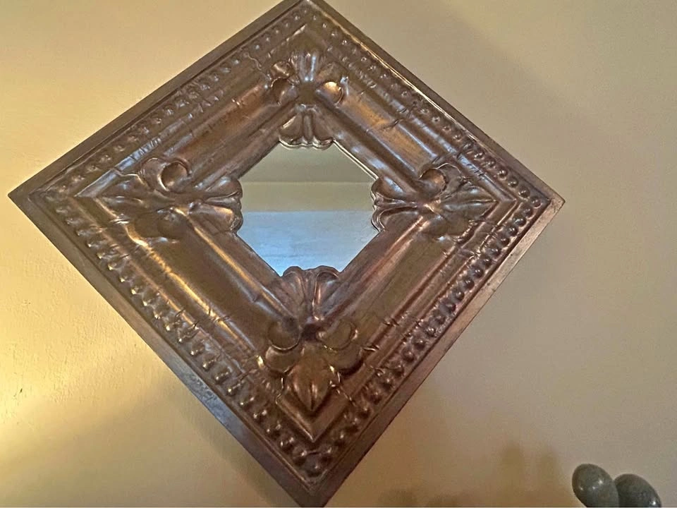 Wall mirror for any room