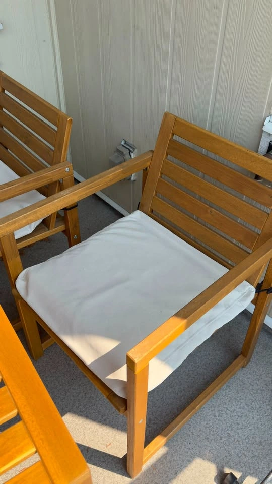 MUST GO MOVING SALE - Outdoor Patio Set - photo 3